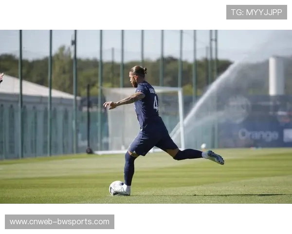 洛里昂与布雷斯特战成平局,埃比姆贝与索马诺各自建功 洛里昂与布雷斯特战成平局,埃比姆贝与索马诺各自建功